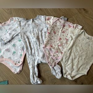 Disney Baby Winnie the Pooh Bundle | 0-3M & 3-6M Onesies Pajamas